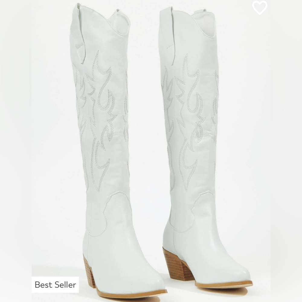 Altar’d State White Cowboy boots Size 7. Worn twice!